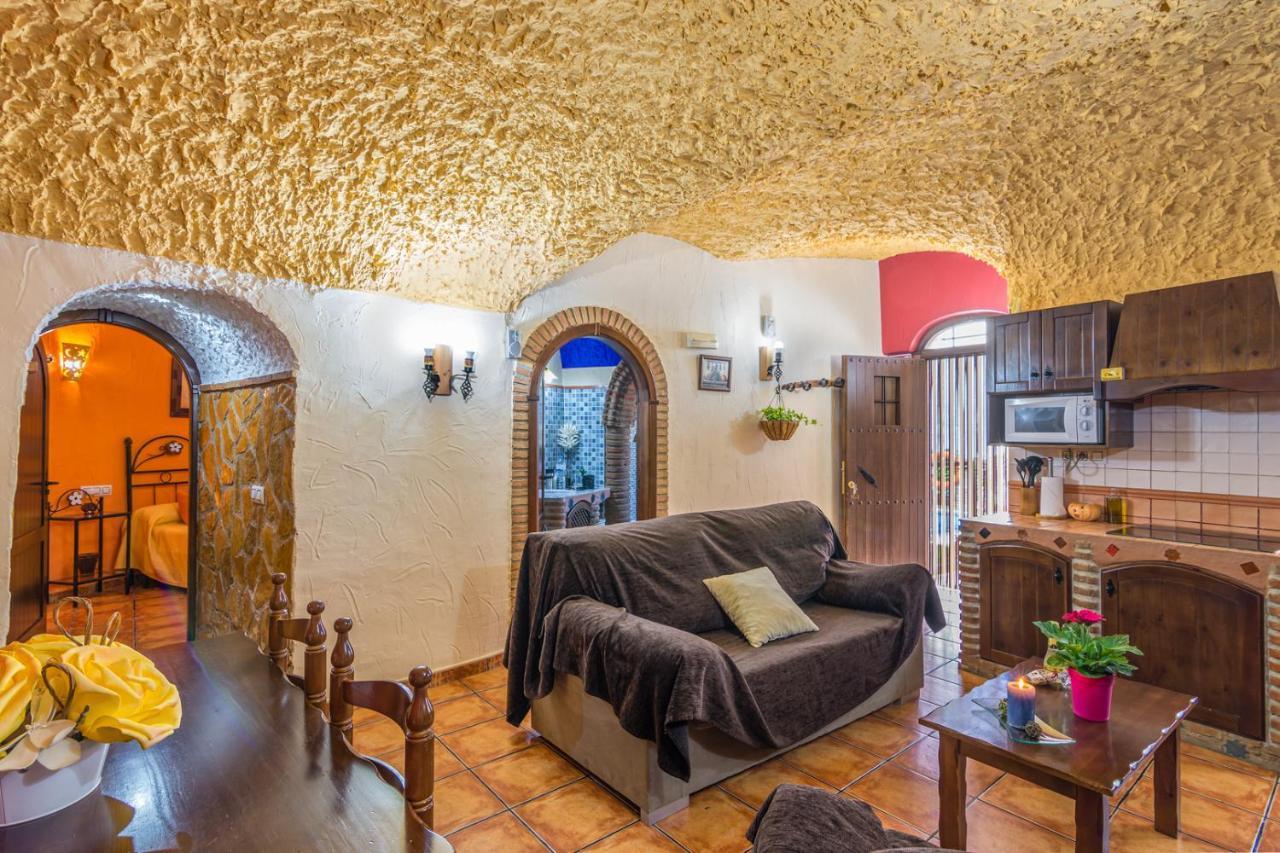 Cazorla Casas Cueva *