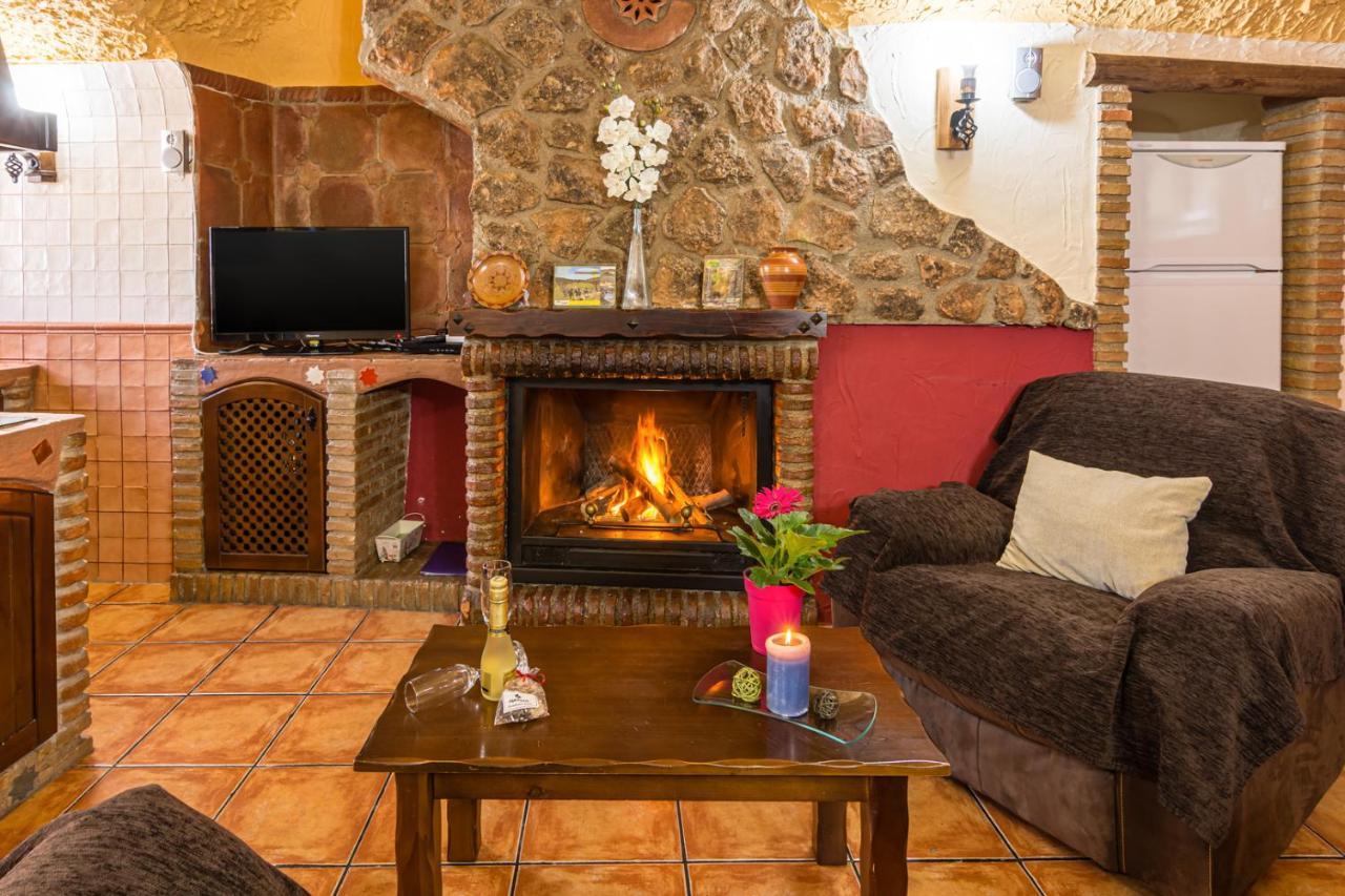 Cazorla Casas Cueva *
